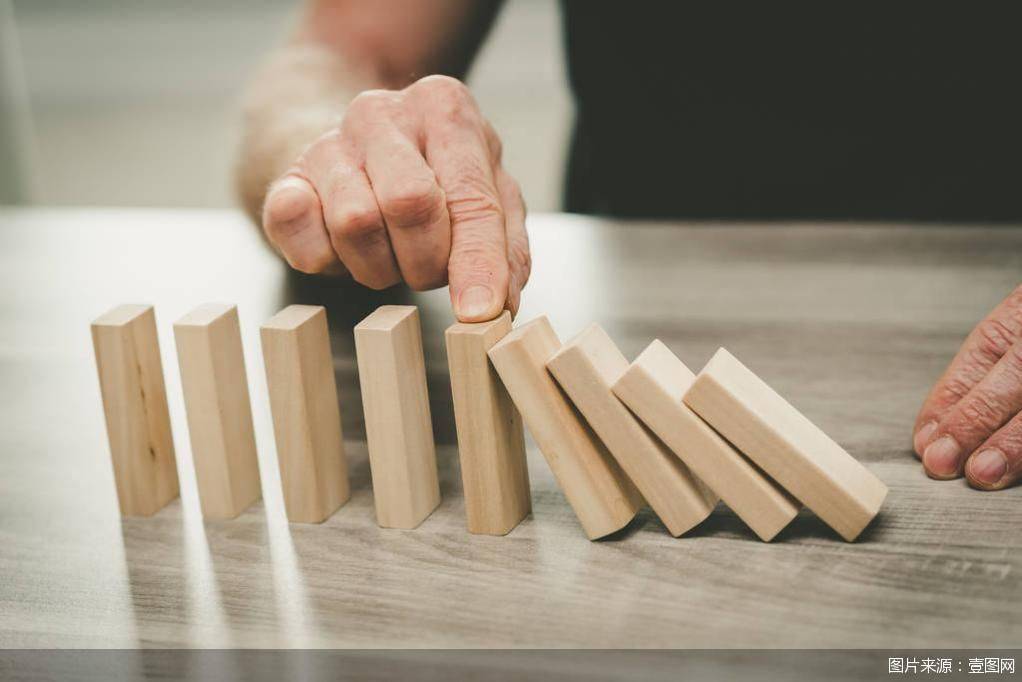 人身险预定利率下调至3%，保险销售员经历一天四季变化？