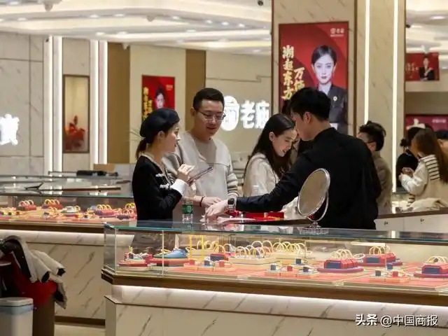 2025年黄金佳清退情况分析：金价未来是涨还是跌？