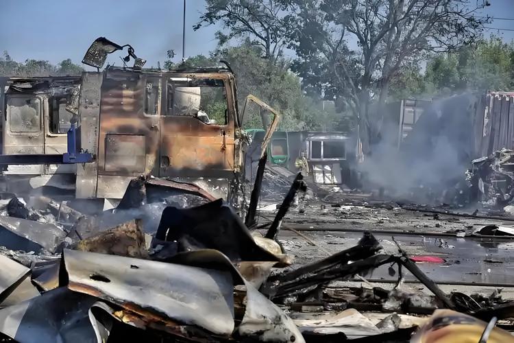 俄罗斯商品馆杀疯了！遍地开花火爆全网，长久看真的如此吗？