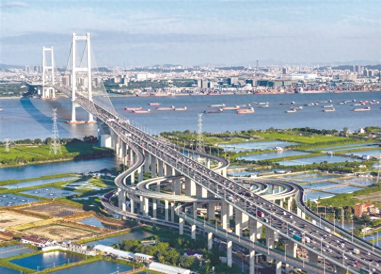 在历史交汇点看五年规划，读懂中国式现代化蓝图