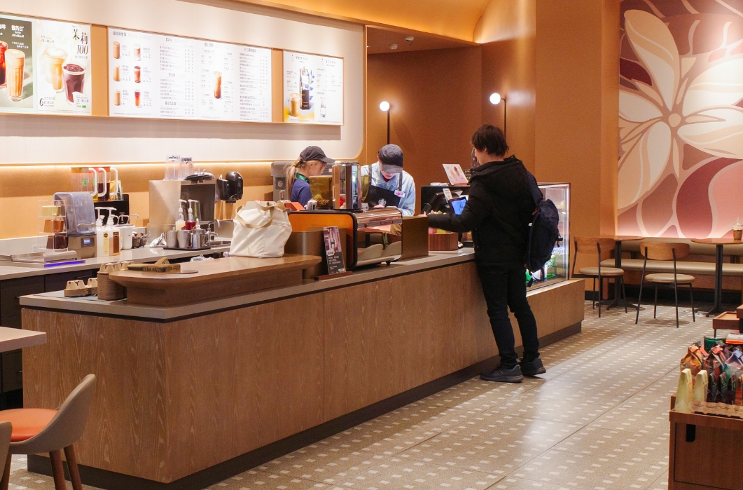 咖啡期货价格为何回落？关税风波与市场因素影响分析，下游产品跟涨