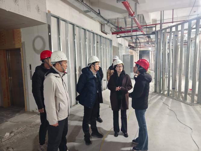 今年1月至11月上海各区局工会组织职工排查隐患12.8万条